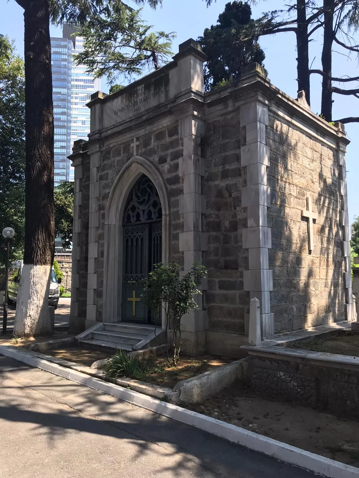 Şişli Ermeni Katolik Mezarlığı